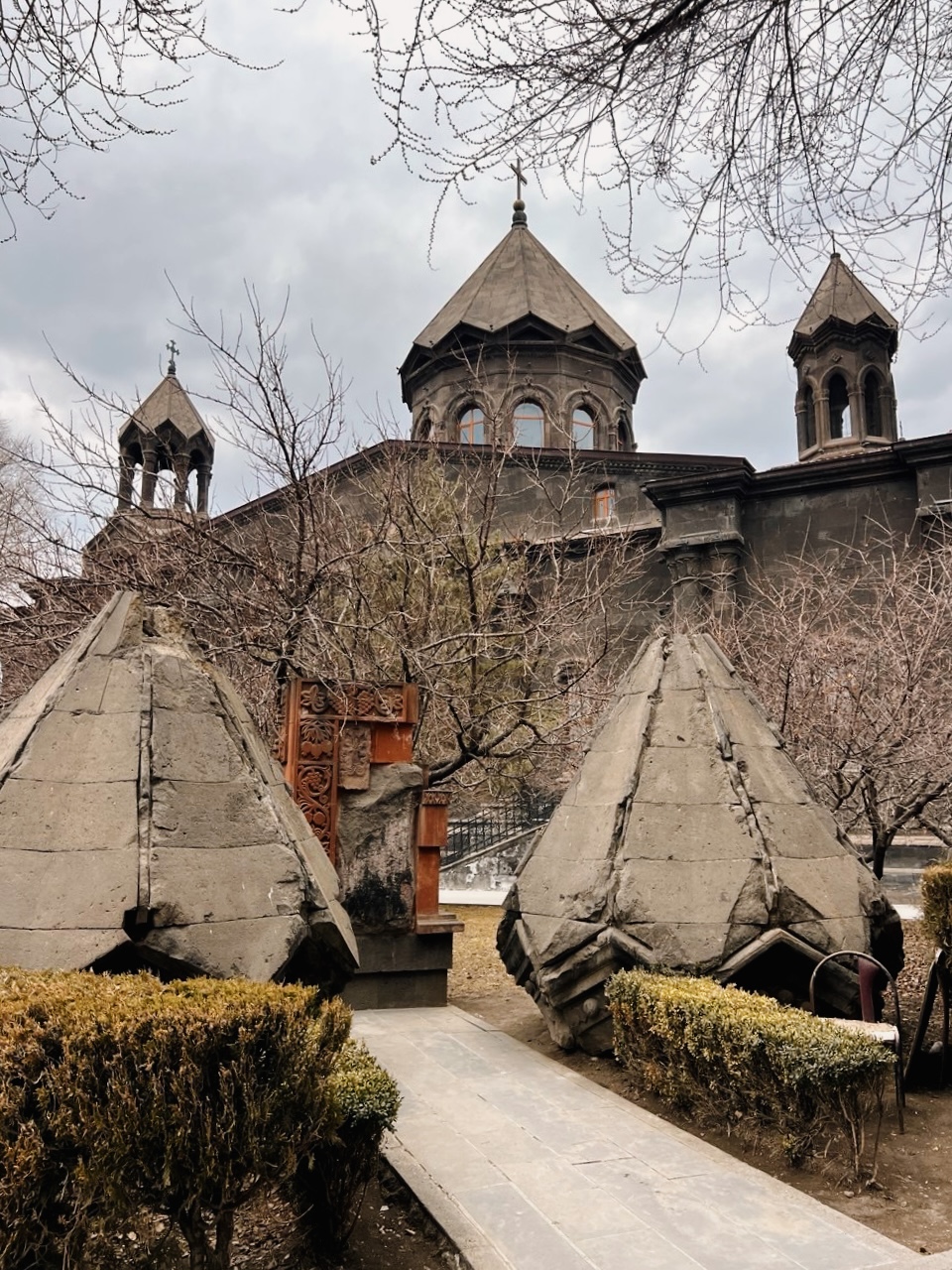 Церковь Святой Богородицы (Семь ран), Гюмри